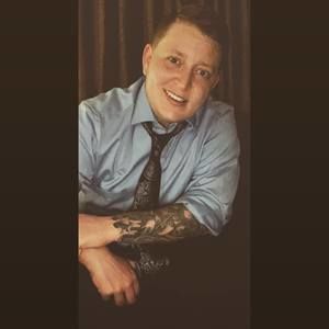 Meet your Posher, Aaron